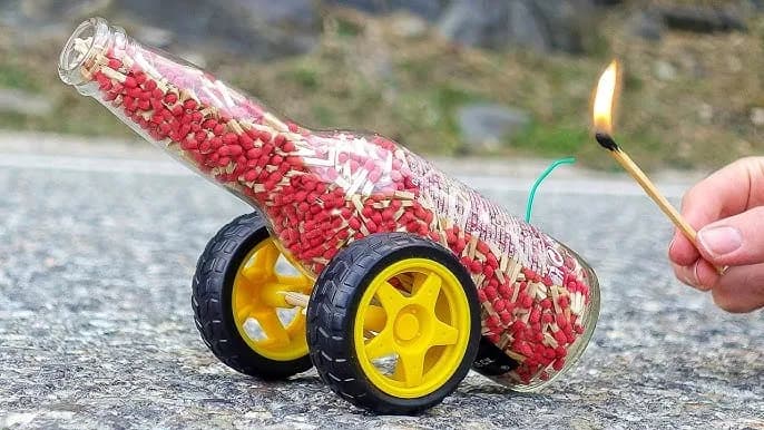 Eksperyment z zapałkami: zaskakujący efekt ruchu i nauka w zabawie